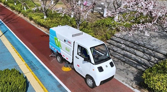 “小洁神”系列之【2吨洗扫车】——以客户体验破局