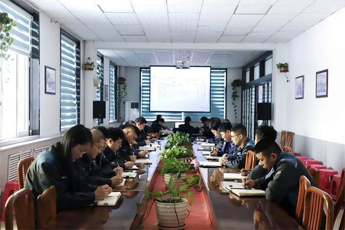 挺膺担当 赓续奋进丨弘睿集团制造业版块述职会议圆满举行