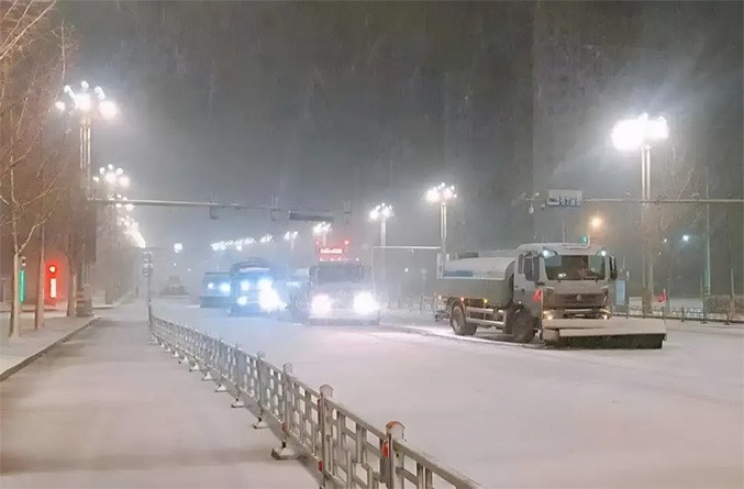 未雪绸缪丨系列高效除雪设备 横扫积雪一路通畅